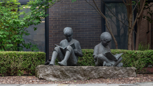 Children Reading statue