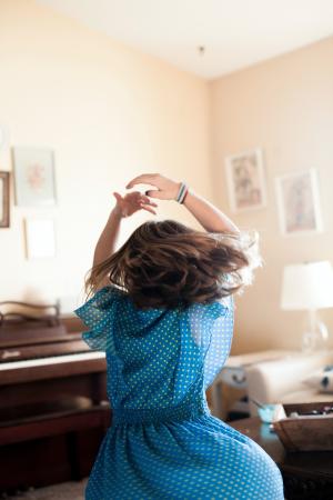 Little Girl Dancing and Twirling in Living Room - Photo by Laura Fuhrman on Unsplash